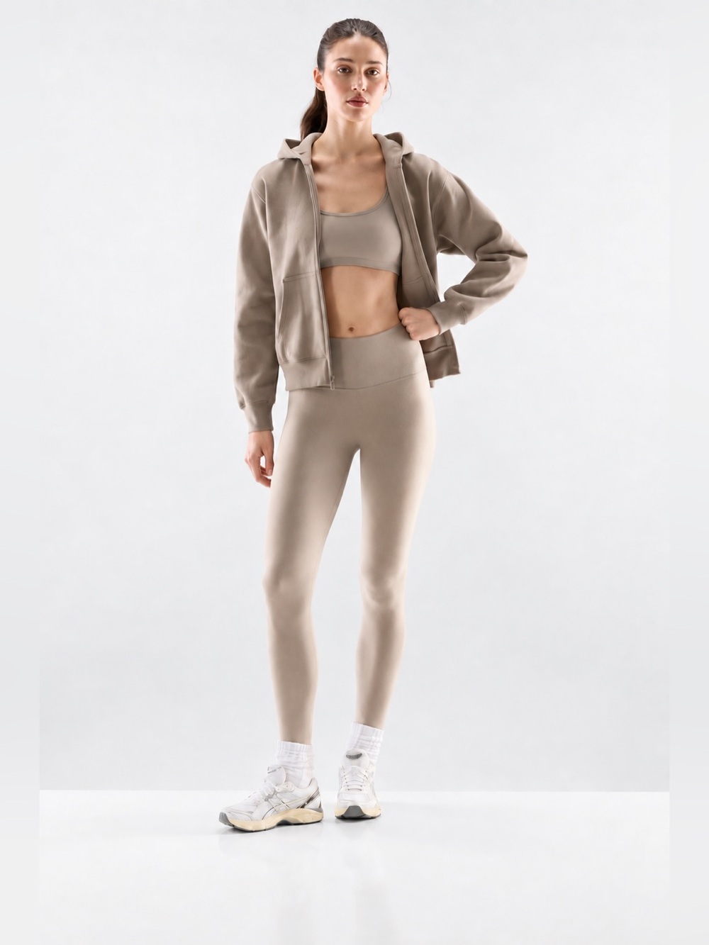 Golden by Aritzia $88 no front seam taupe leggings